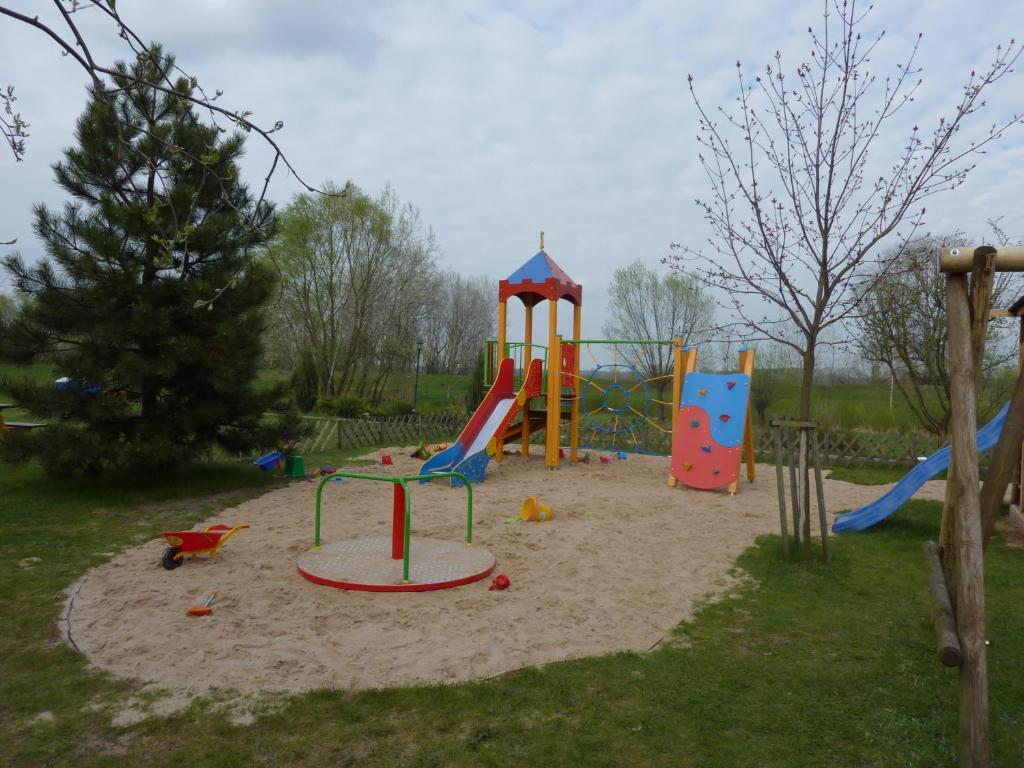 Zajazd Nad Wisla Dobrzyków Exteriör bild